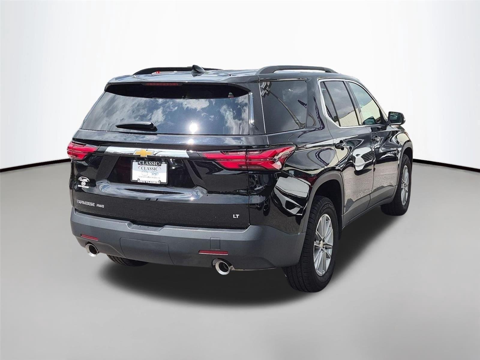 Used 2023 Mosaic Black Metallic Chevrolet LT Leather image 5