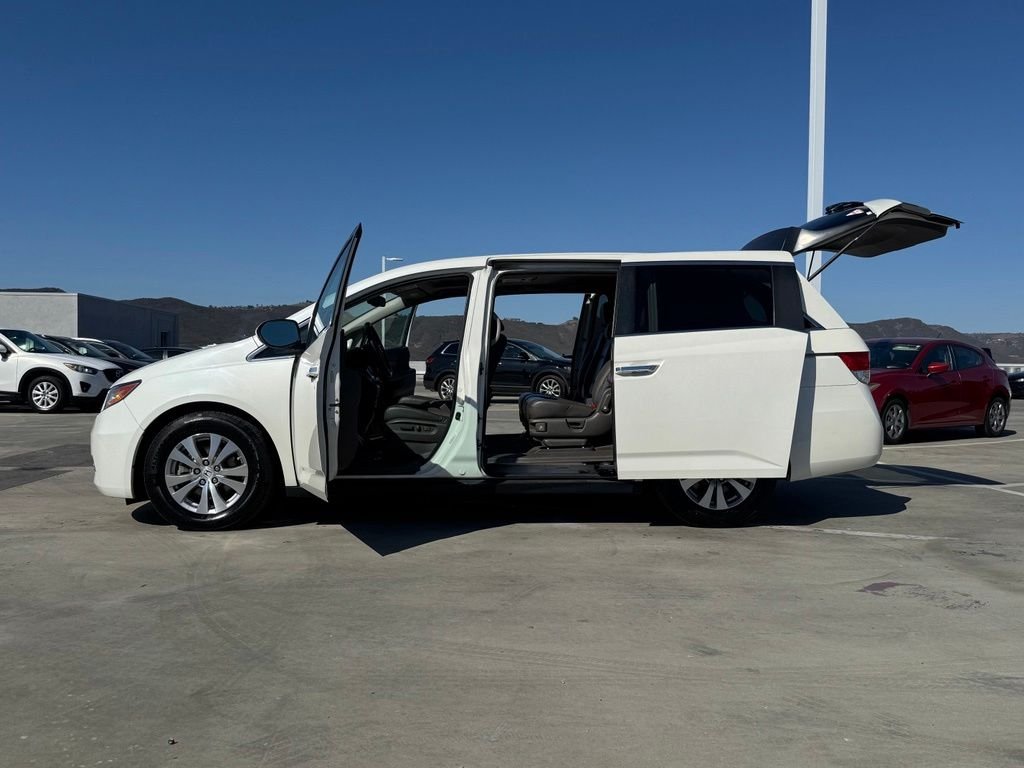 Used 2015  Honda EX-L image 35