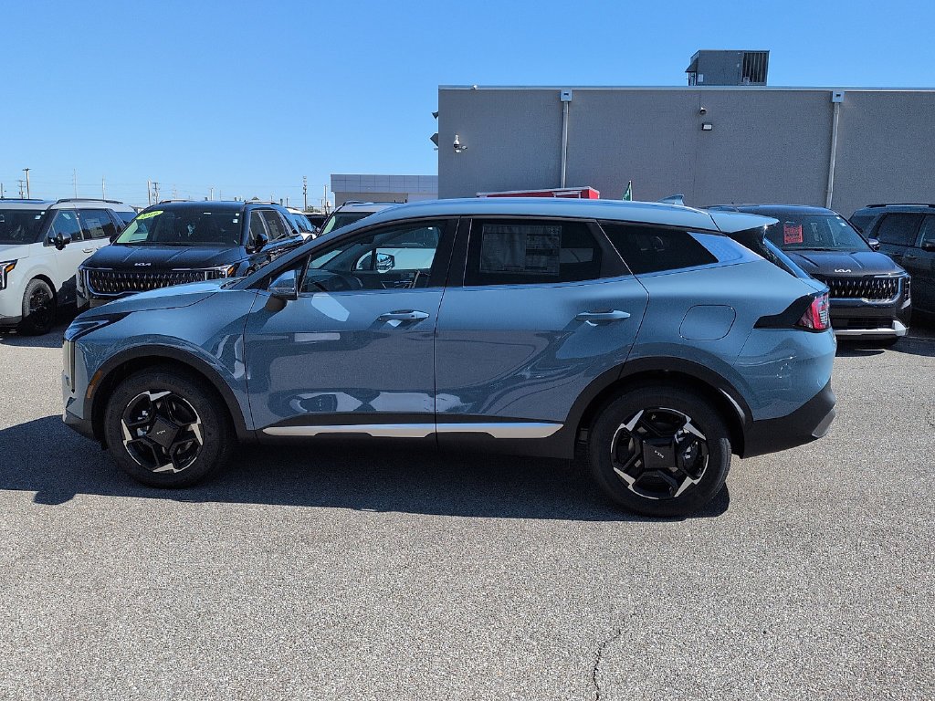 New 2027 Heritage Blue Kia EX image 4