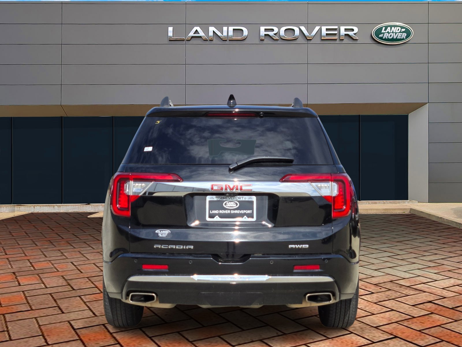 Used 2023 Ebony Twilight Metallic GMC Denali image 5