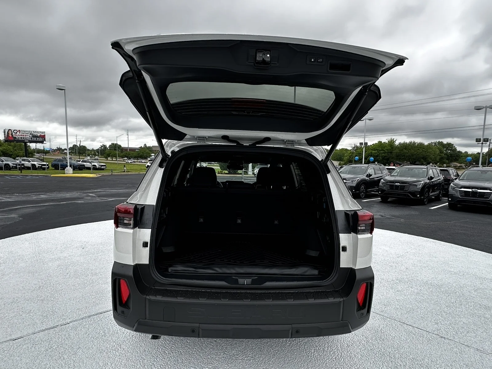 New 2026 CRYSTAL WHITE PEARL Subaru Premium image 9