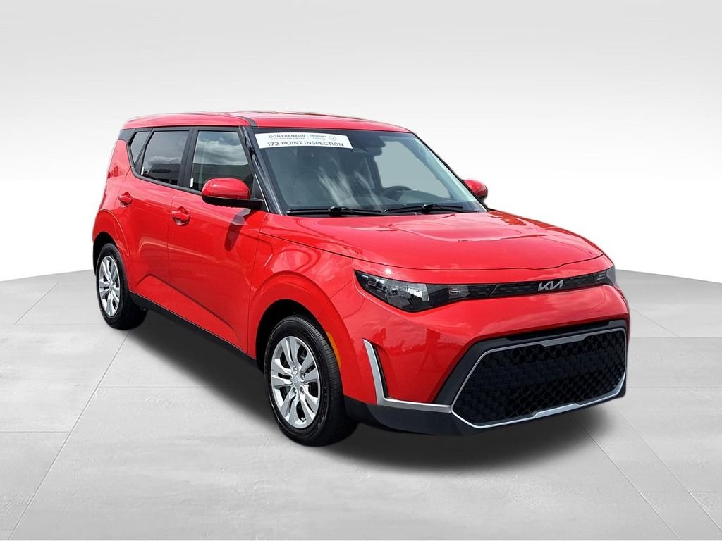 Used 2025 Red Kia LX image 7