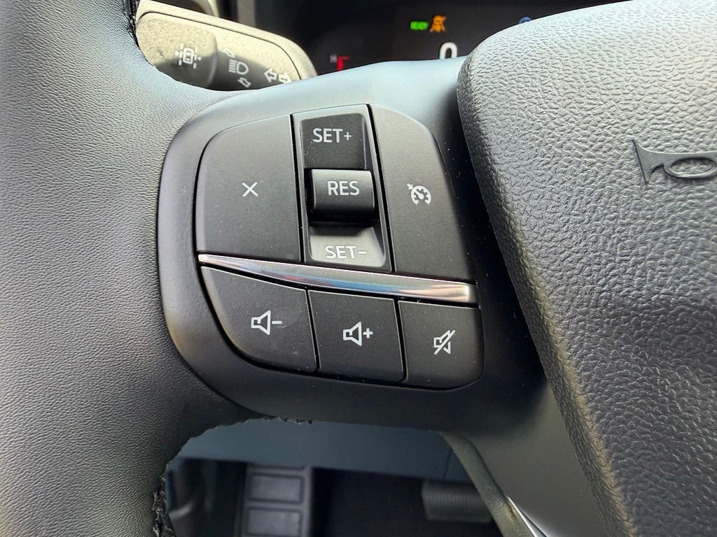 New 2026 Shadow Black Ford XLT image 11