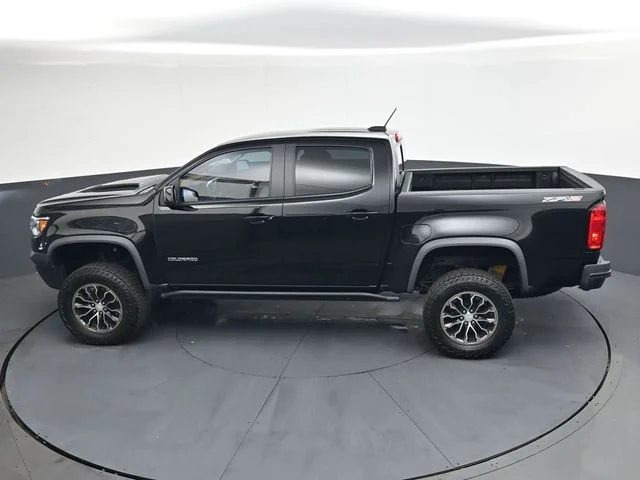 Used 2018 Black Chevrolet ZR2 image 31