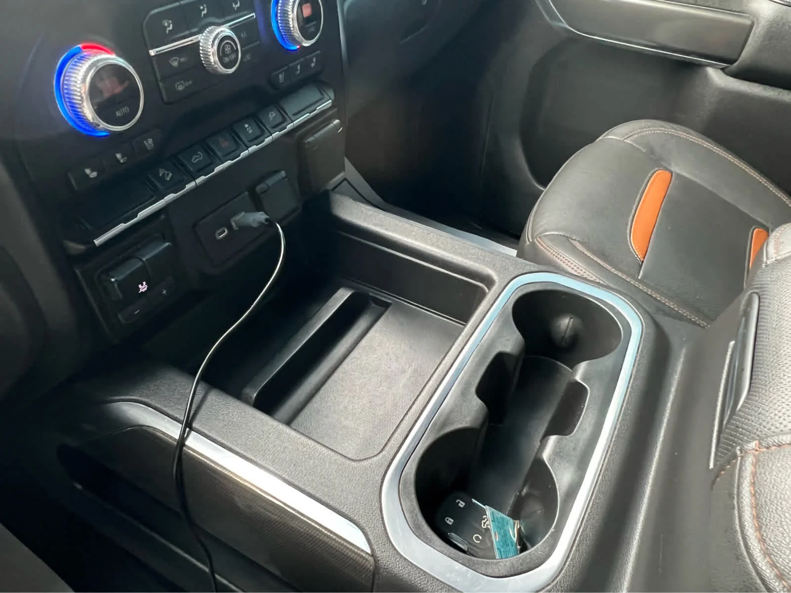 Used 2021 EBONY TWILIGHT METALLIC GMC AT4 image 14