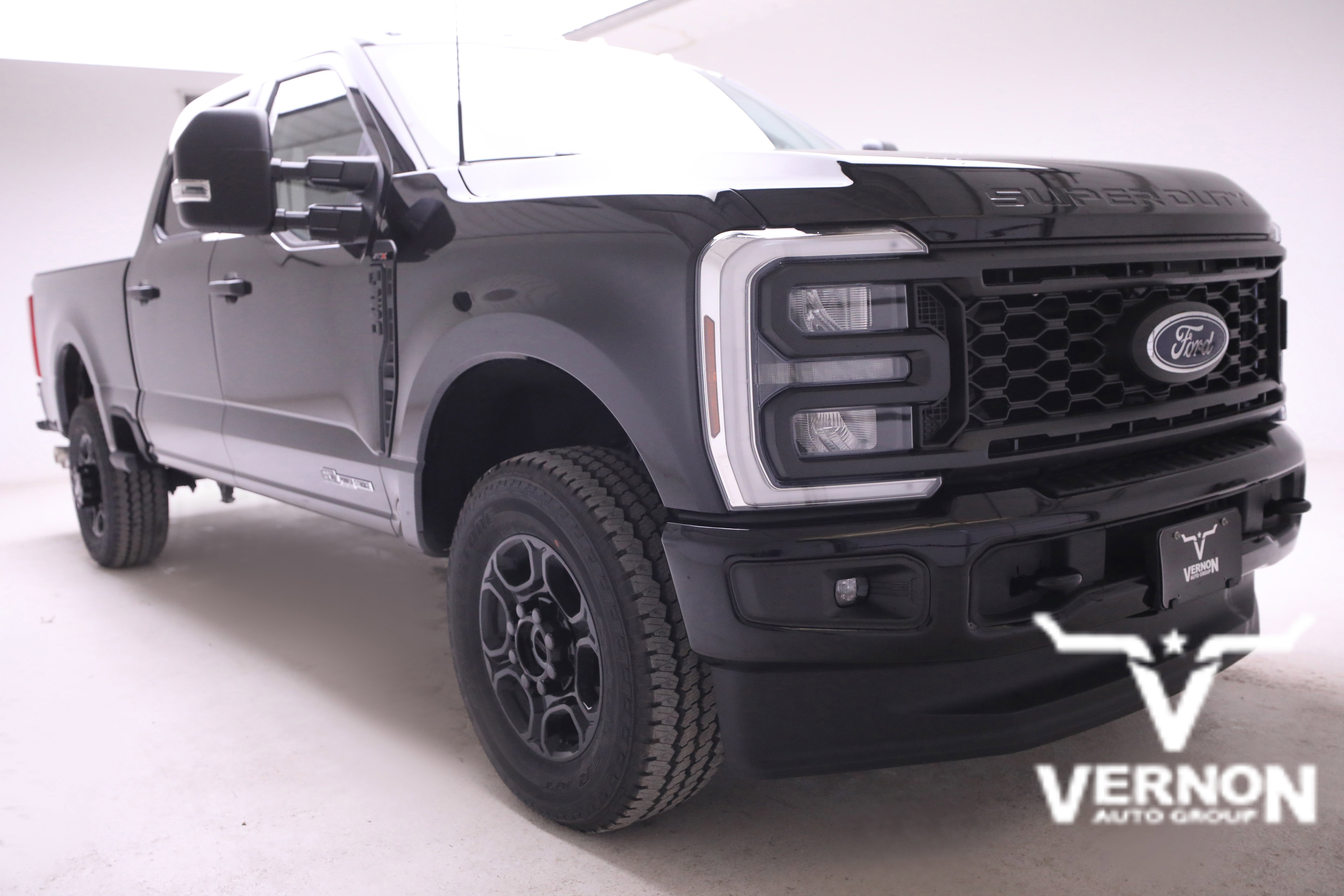 New 2026 Agate Black Metallic Ford  image 7
