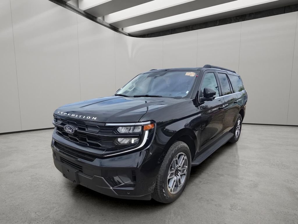 2025 Ford Expedition Active MAX 4x4's photo
