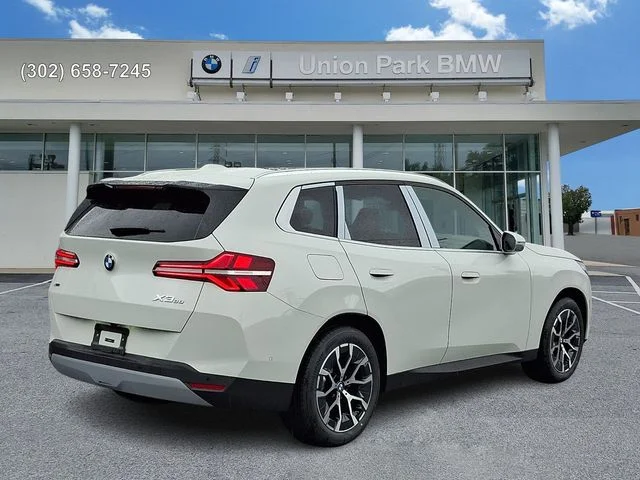 New 2026 Alpine White BMW 30 xDrive image 4