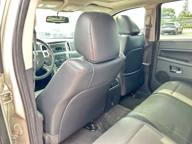 2009 Jeep Grand Cherokee Laredo - Photo 18
