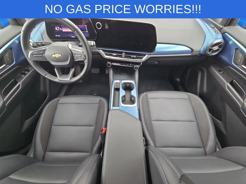 2025 Chevrolet Equinox EV LT - Photo 21