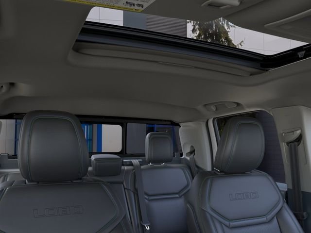 New 2025 White Ford Lobo High image 12