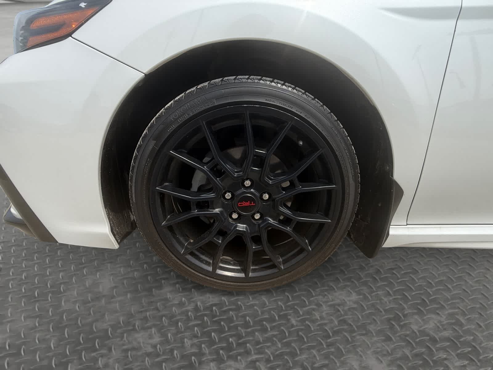 2021 Toyota Camry XSE - Photo 9