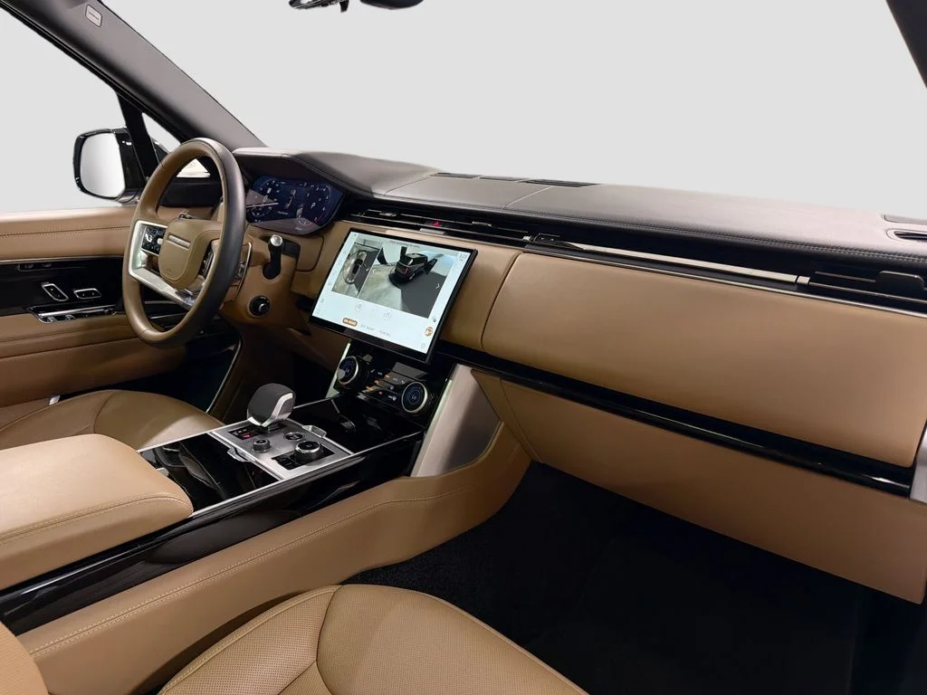 Certified Used 2023 Ionian Silver SV Bespoke Ultra Metallic Satin Land Rover Autobiography image 33