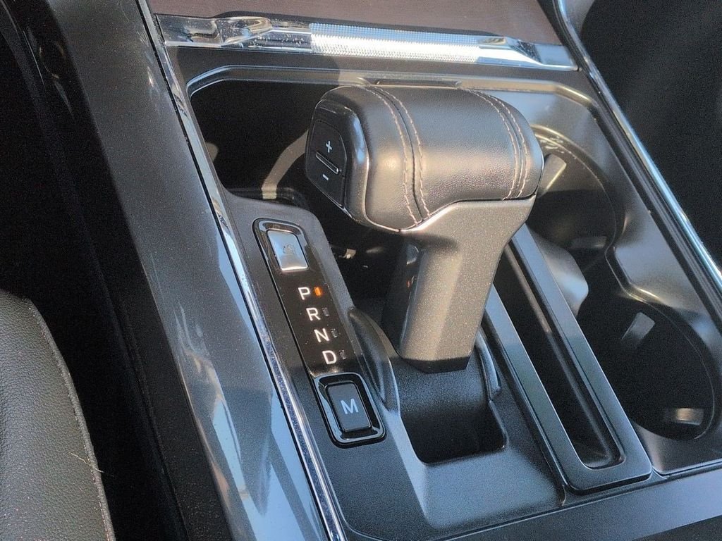 Used 2023 Silver Metallic Ford Lariat image 17