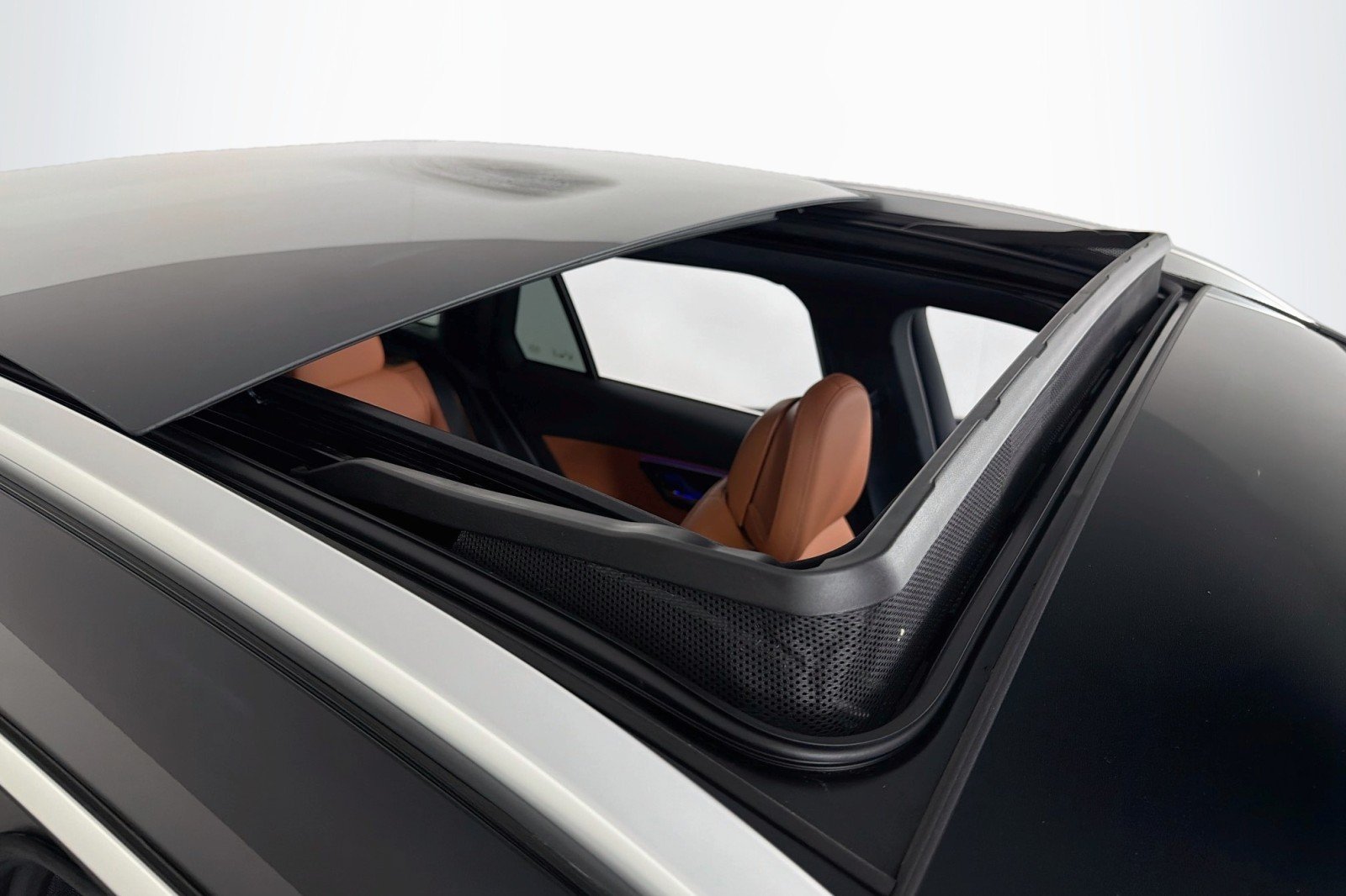New 2026 Black Mercedes-Benz GLC 300 SUV image 21