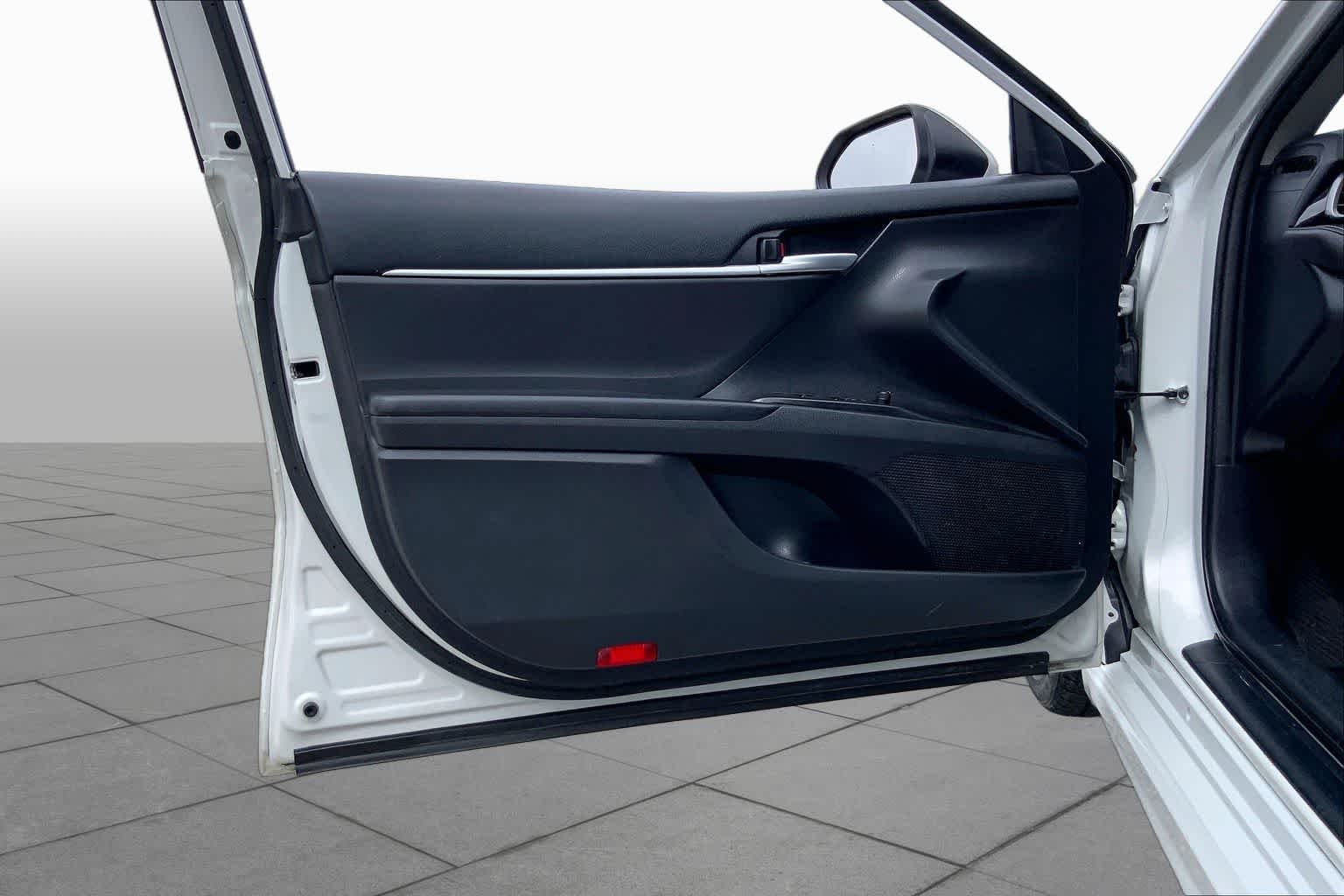Used 2023 Ice Edge Toyota SE image 21