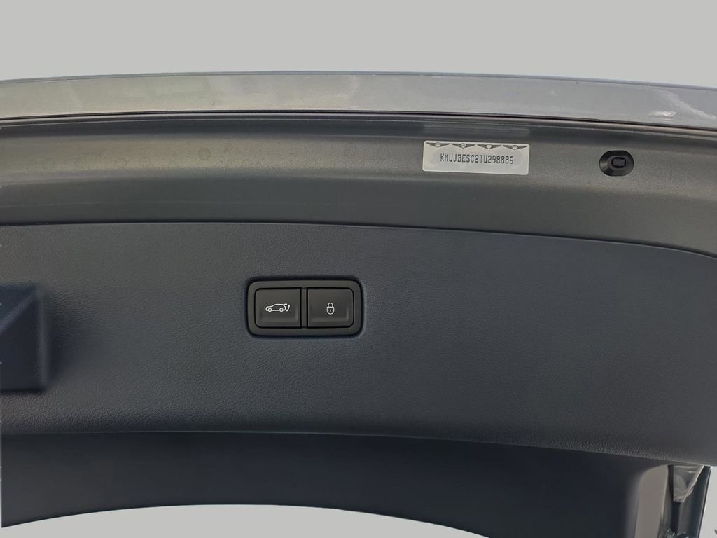 New 2026 Silver Genesis 3.5T E-SC MHEV image 32