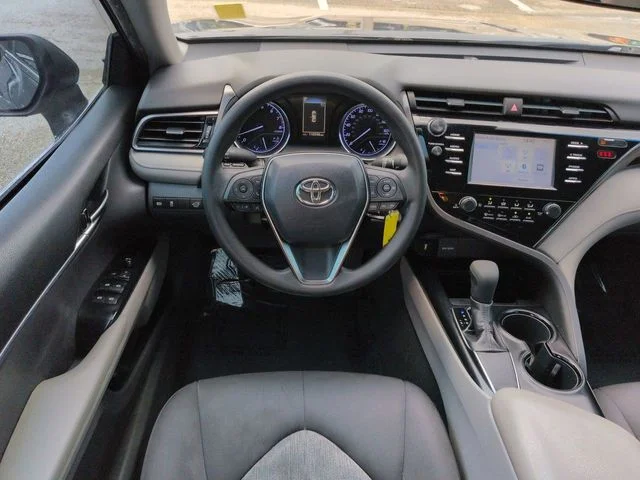 Certified Used 2019 2019 TOYOTA CAMRY LE Toyota LE image 8