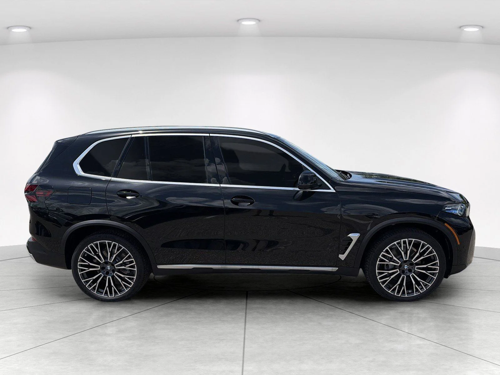 New 2026 Black Sapphire Metallic BMW sDrive40i image 3