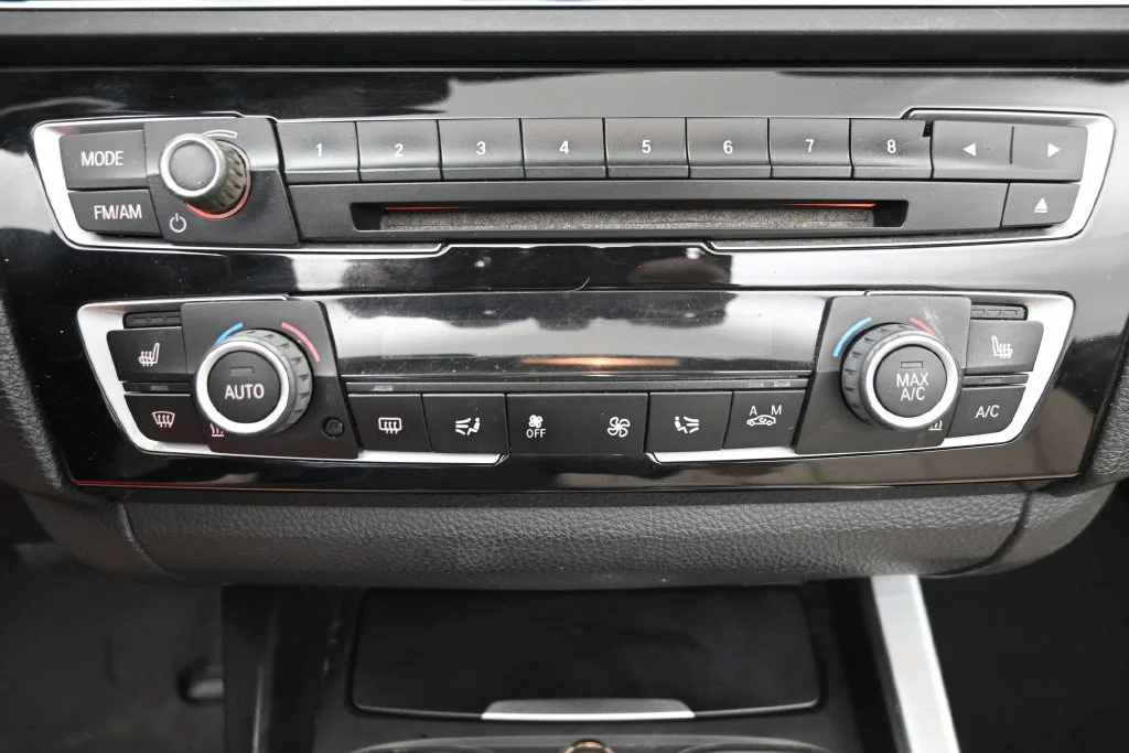 Used 2015 White BMW 228i xDrive image 16