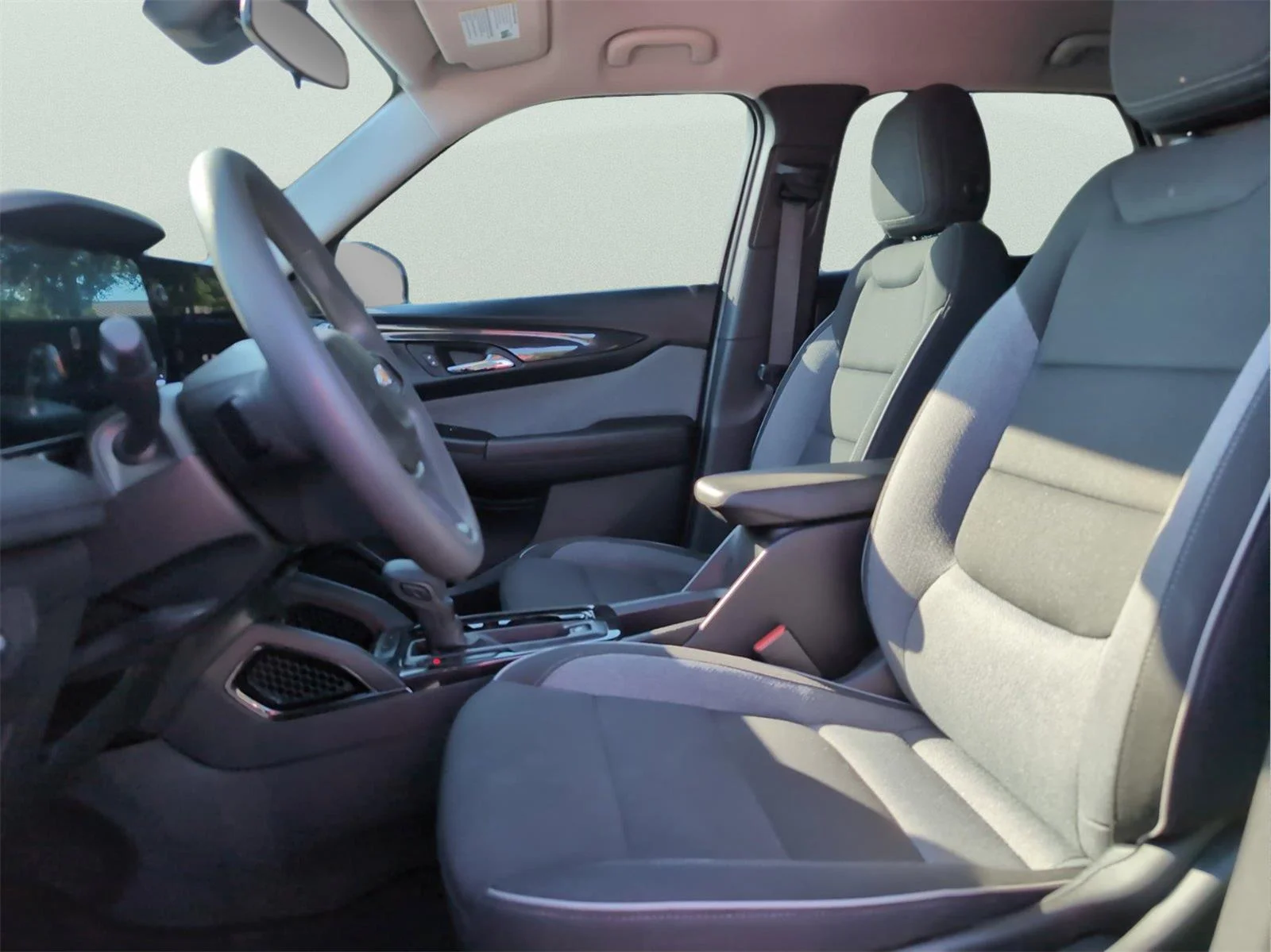 Used 2025 Sterling Gray Metallic Chevrolet LT image 12
