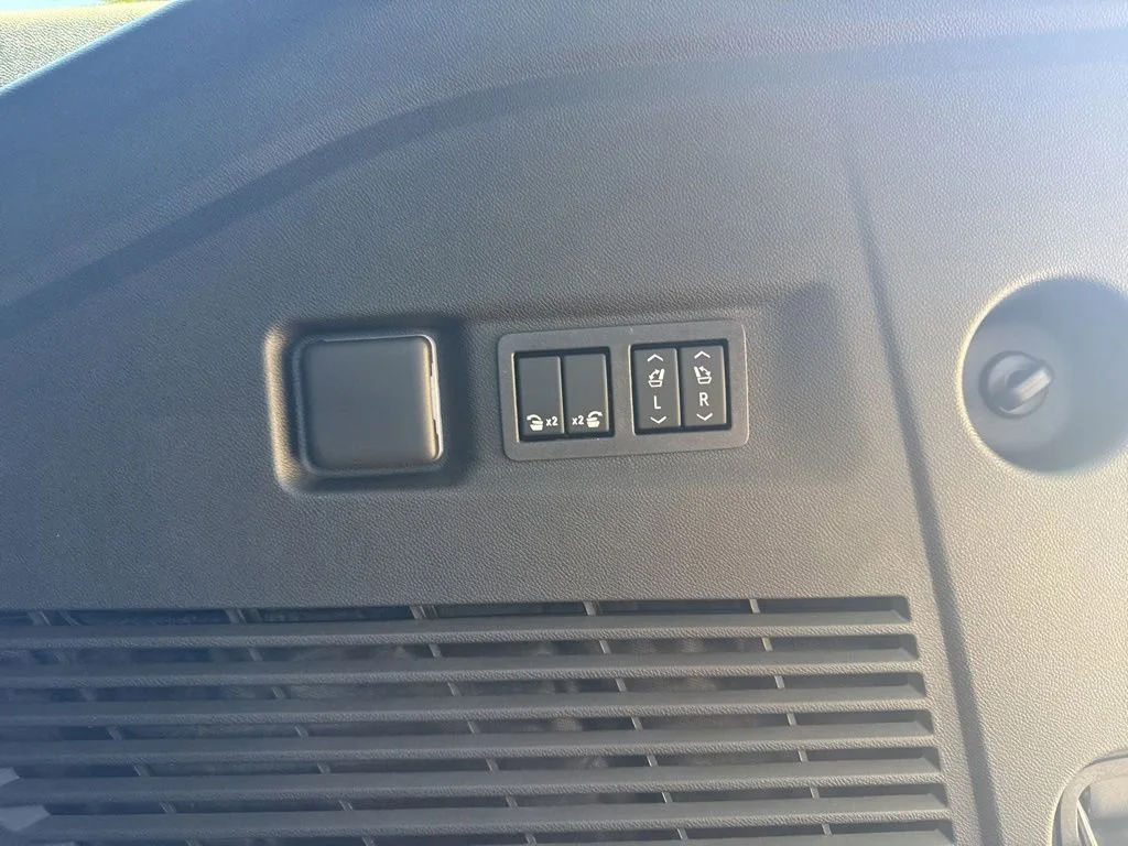 New 2026 Glacier White Tricoat GMC Denali image 33