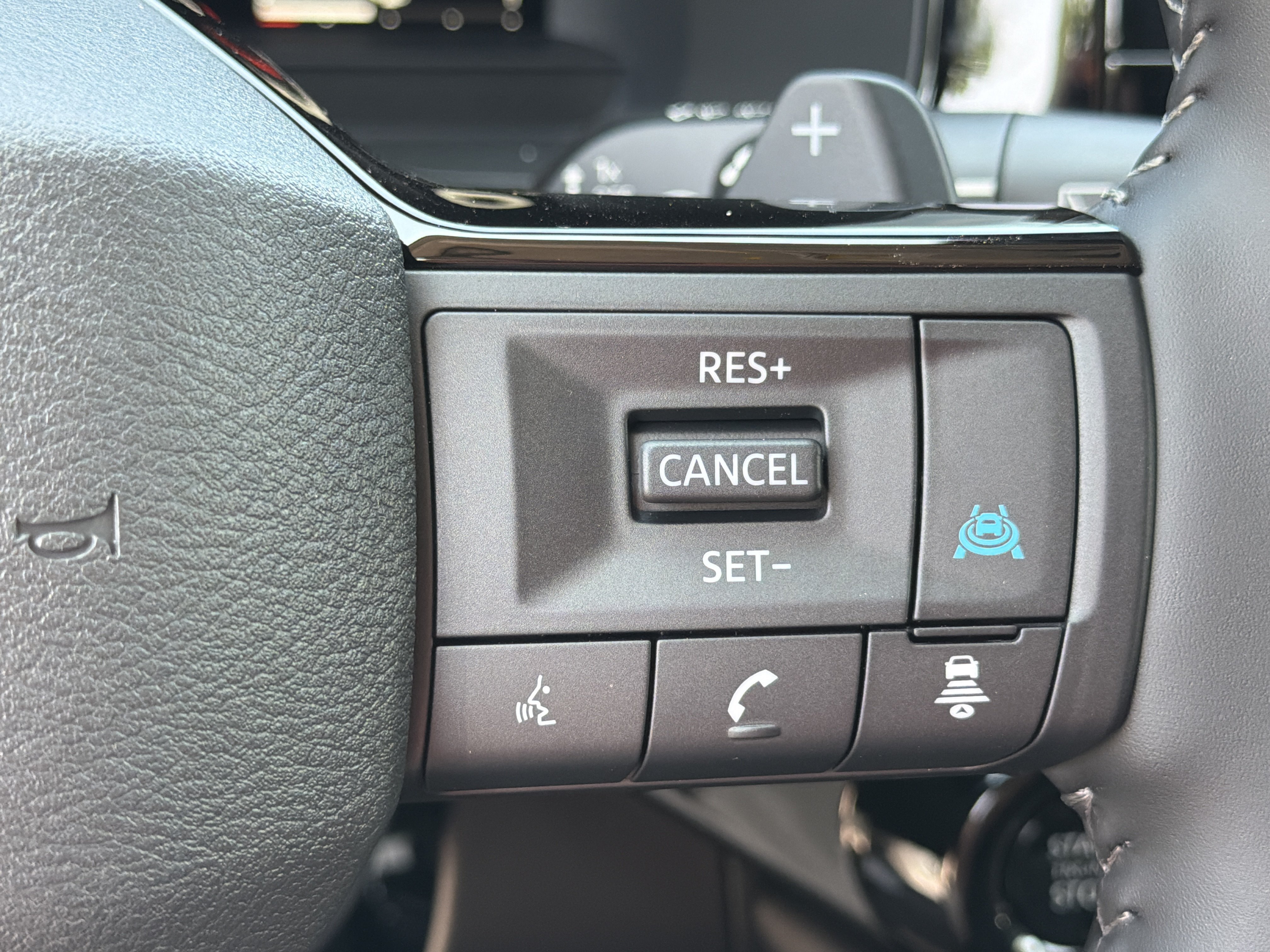 New 2026 Everest White Pearl Tricoat Nissan Platinum image 26