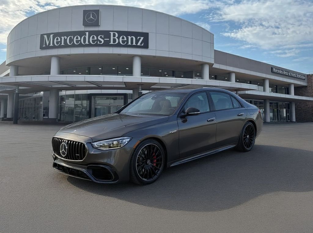 New 2026 MANUFAKTUR Silicon Grey Mercedes-Benz S 63 E AMG® image 1