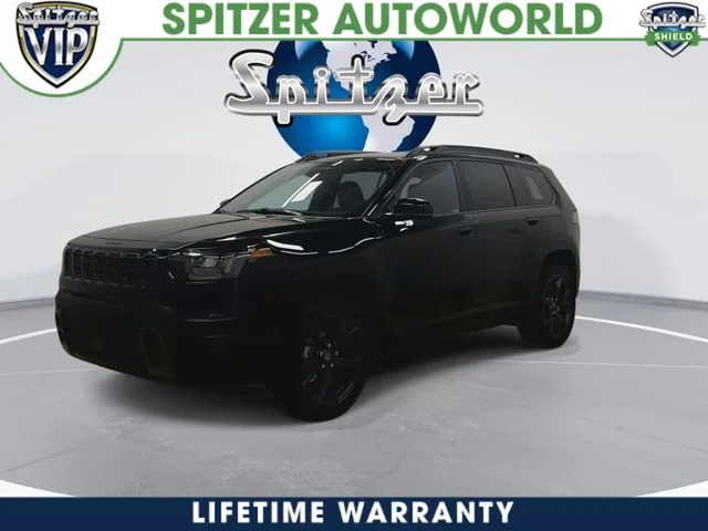 New 2026 Diamond Black Crystal Pearlcoat Jeep Laredo image 6