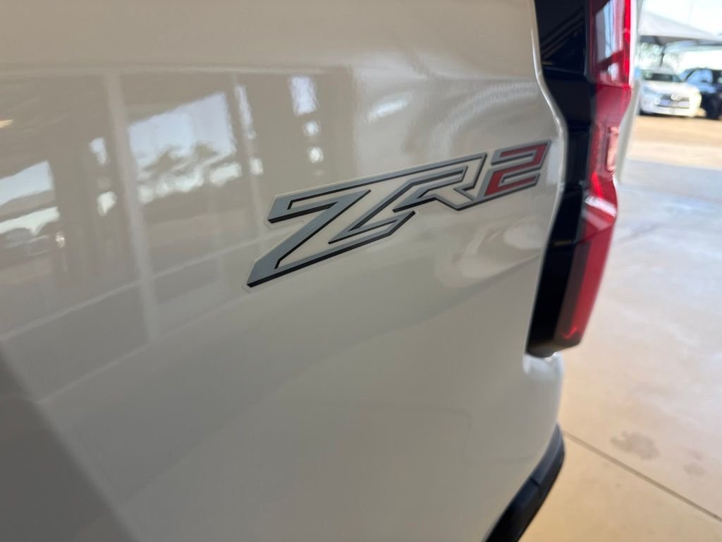 Used 2024 White Chevrolet ZR2 image 12