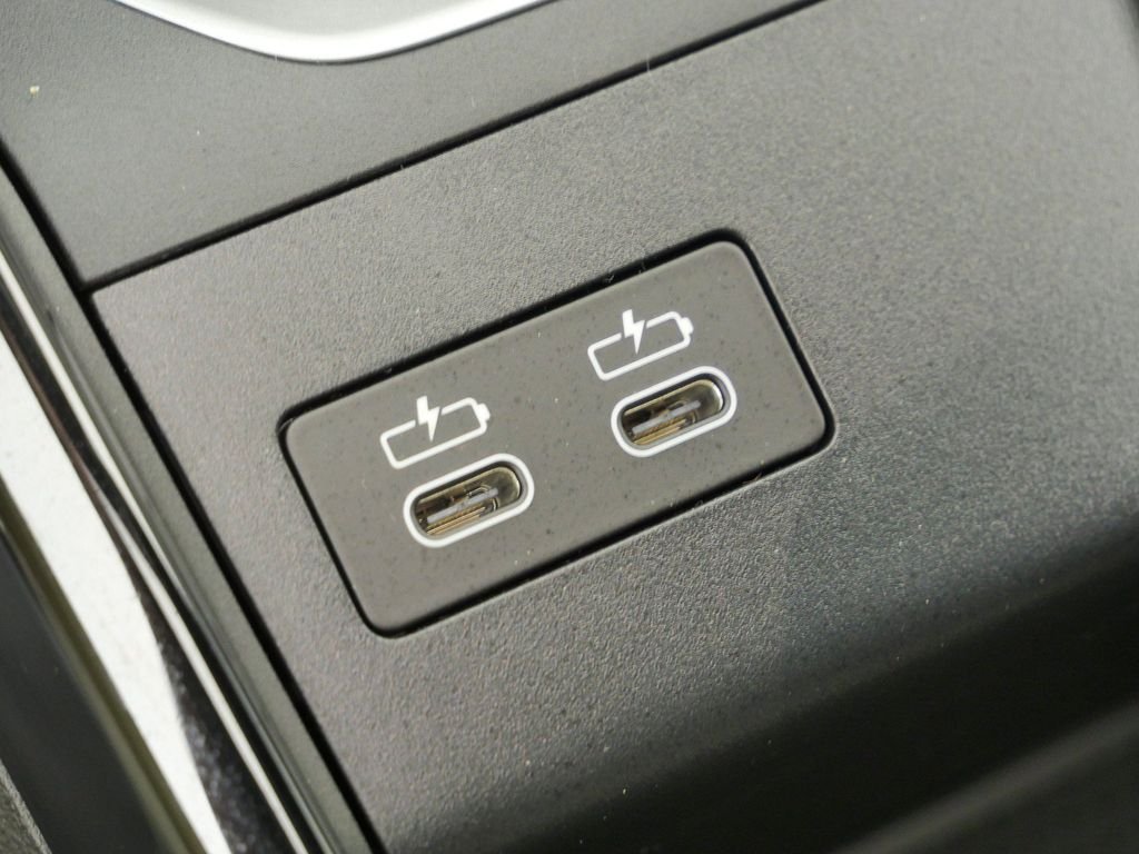 New 2026 Alpine White BMW xDrive28i image 47