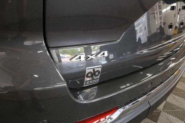 Used 2025 Gray Jeep Limited image 10