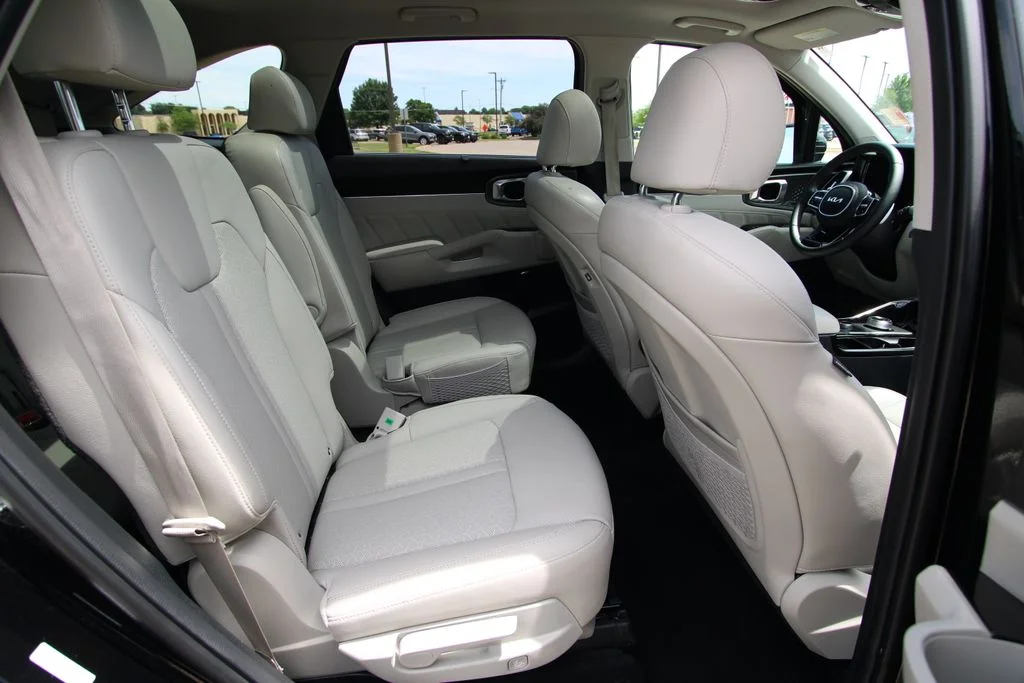 Used 2023 Black Kia SX Prestige image 9