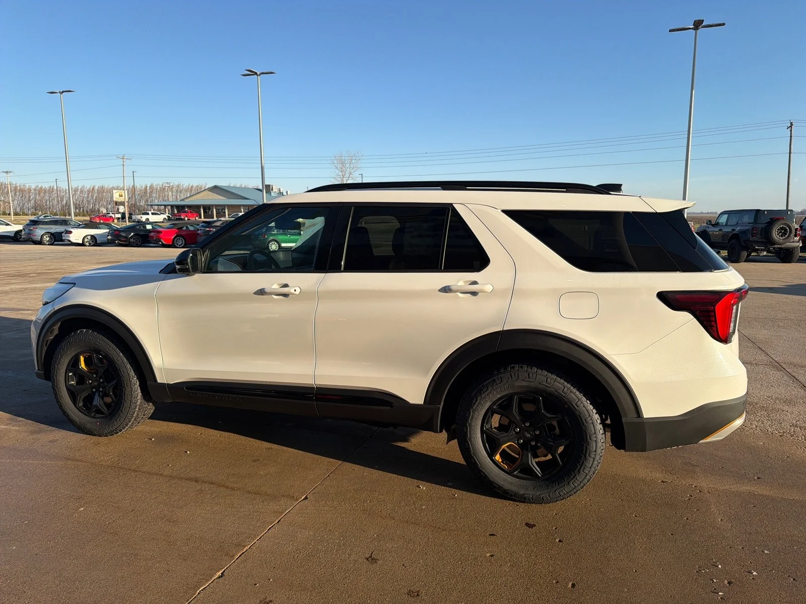 New 2026 Star White Metallic Tri-Coat Ford Tremor® image 7