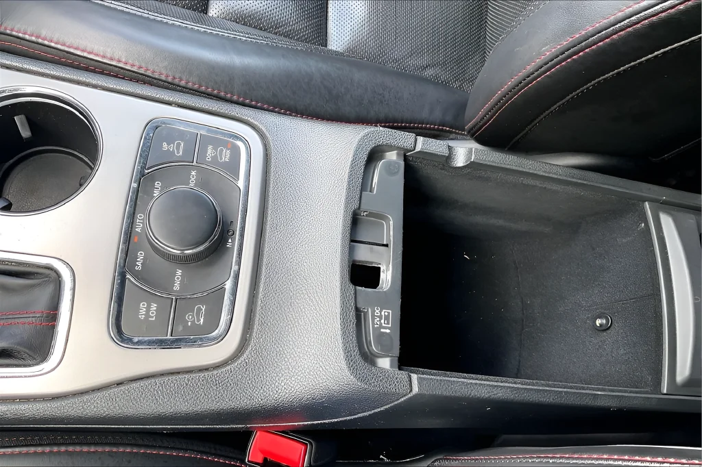 Certified Used 2021 Red Jeep Trailhawk image 24