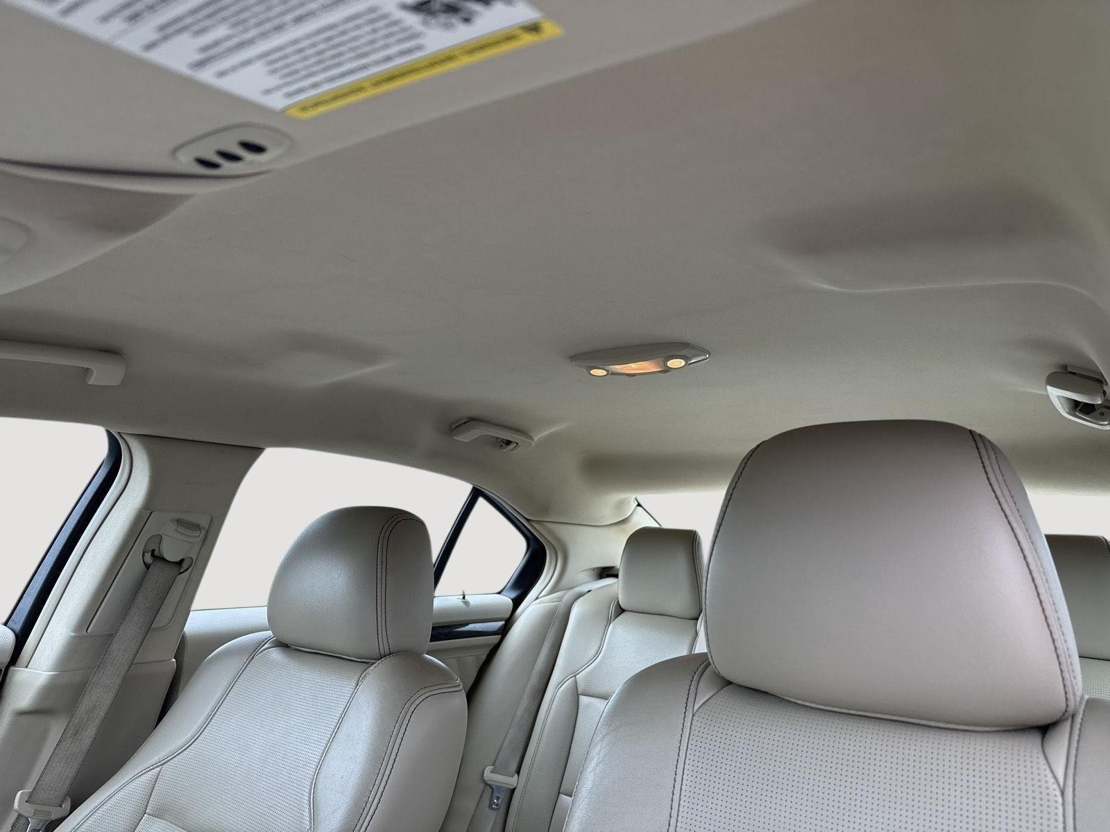 Used 2016 White Platinum Metallic Tri-Coat Ford Limited image 24