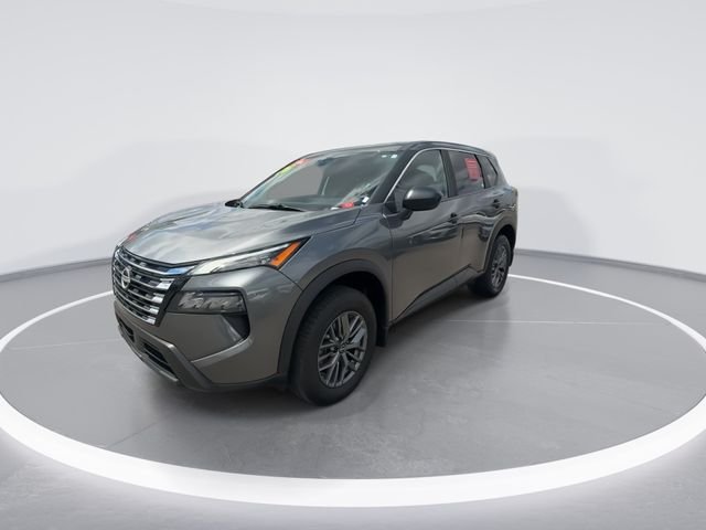 Used 2026 Gray Nissan S image 5