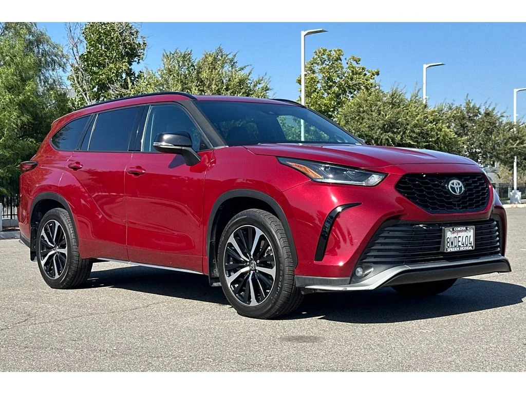 Used 2021 Ruby Flare Pearl Toyota XSE image 8