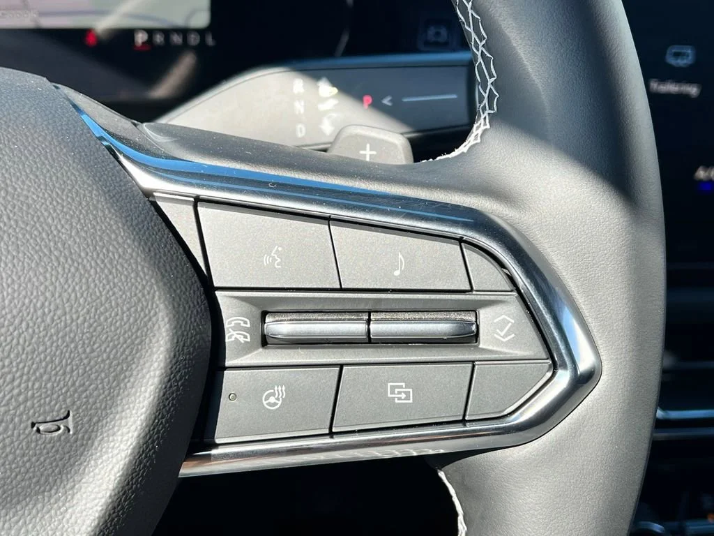 2026 Chevrolet Traverse Z71 - Photo 18