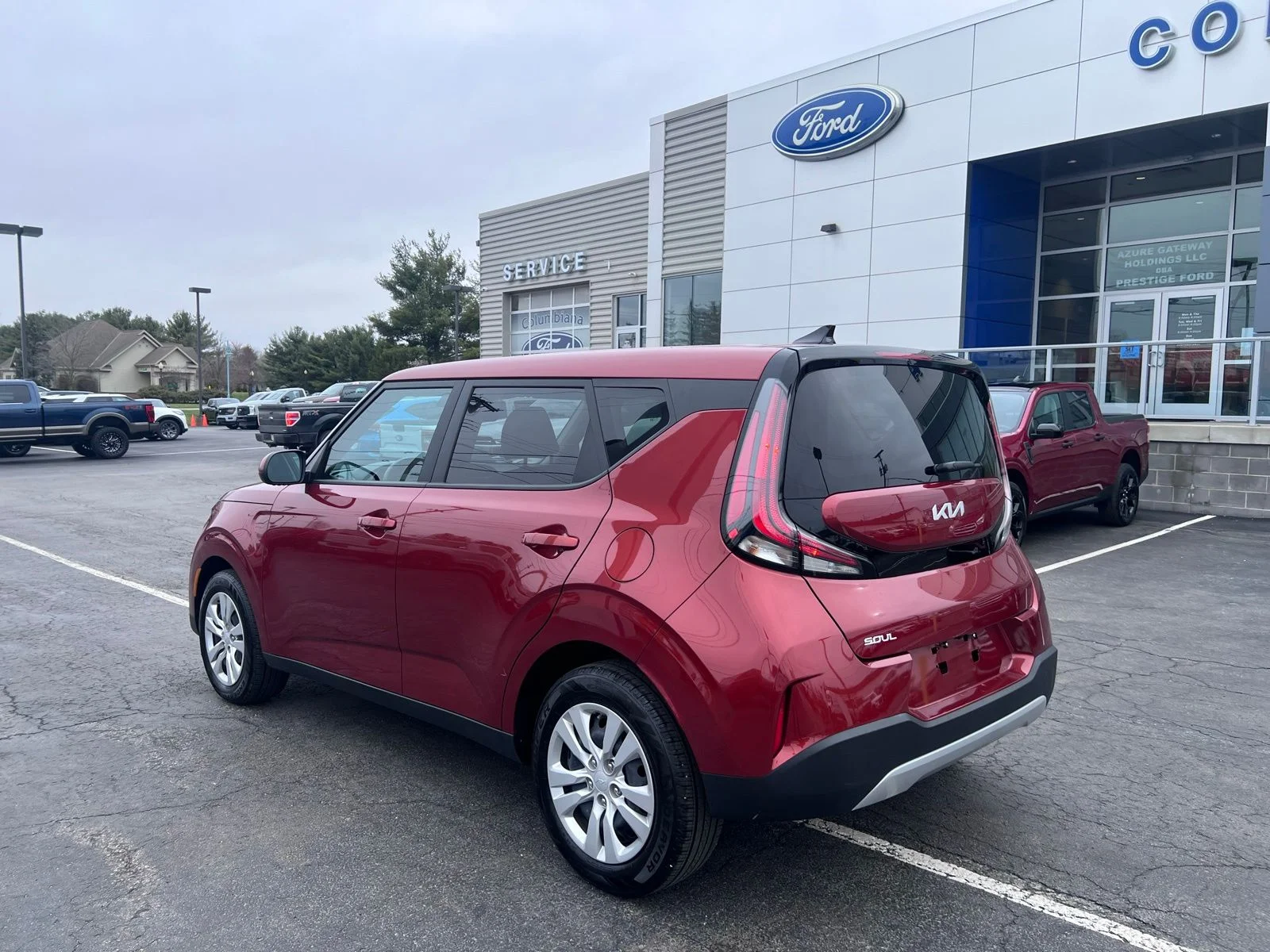 Used 2023 Mars Orange Kia LX image 5