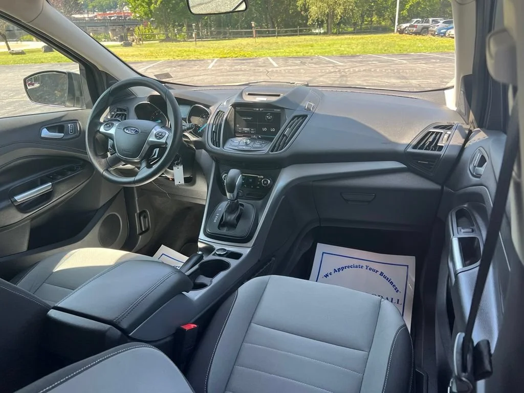 Used 2014 Sterling Gray Metall Ford SE image 11