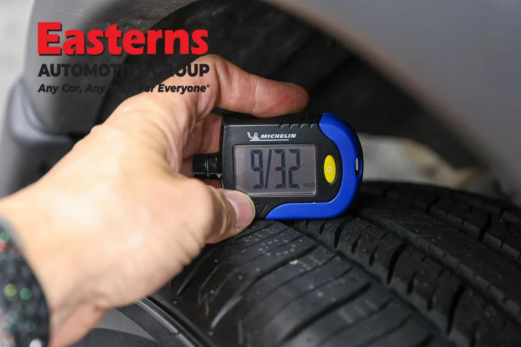 Used 2023 Gray Nissan SV image 29