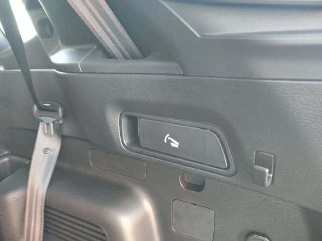 2026 Mitsubishi Outlander SE - Photo 33