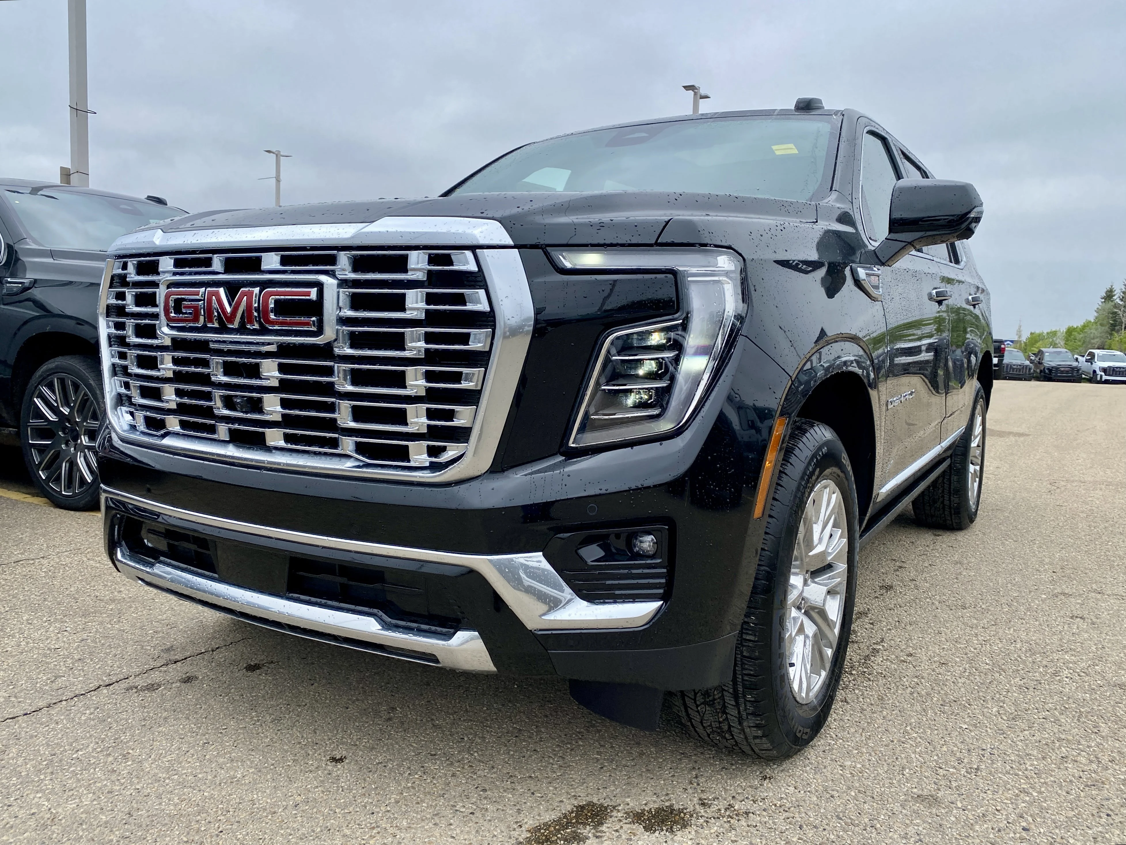 New 2026 ONYX BLACK GMC Denali image 2