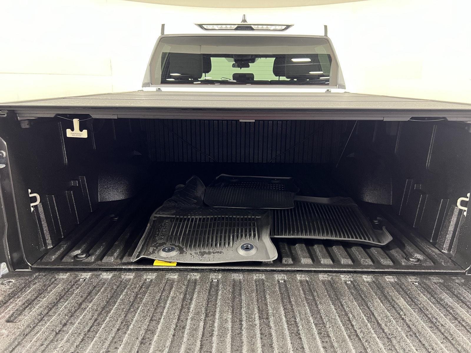 Used 2026 Ice Cap Toyota SR5 image 9