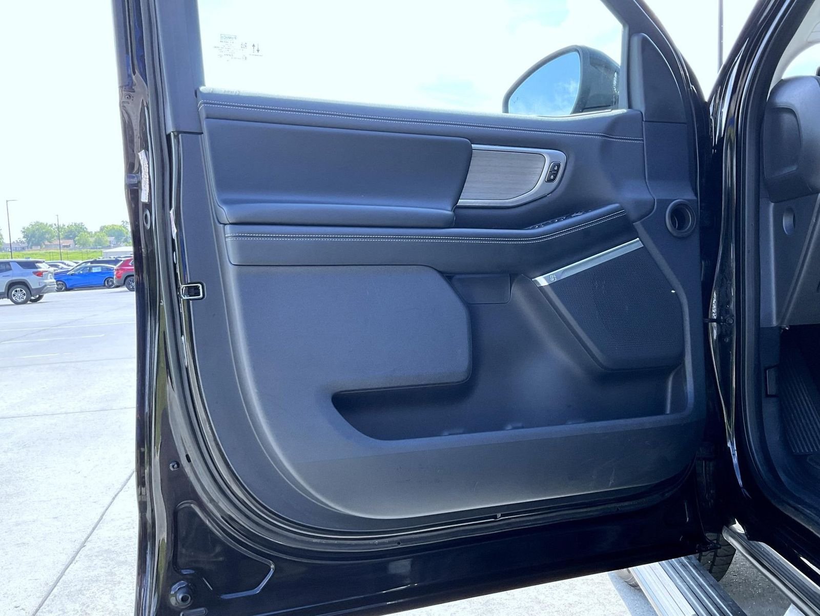Used 2025 Black Ford Platinum image 9