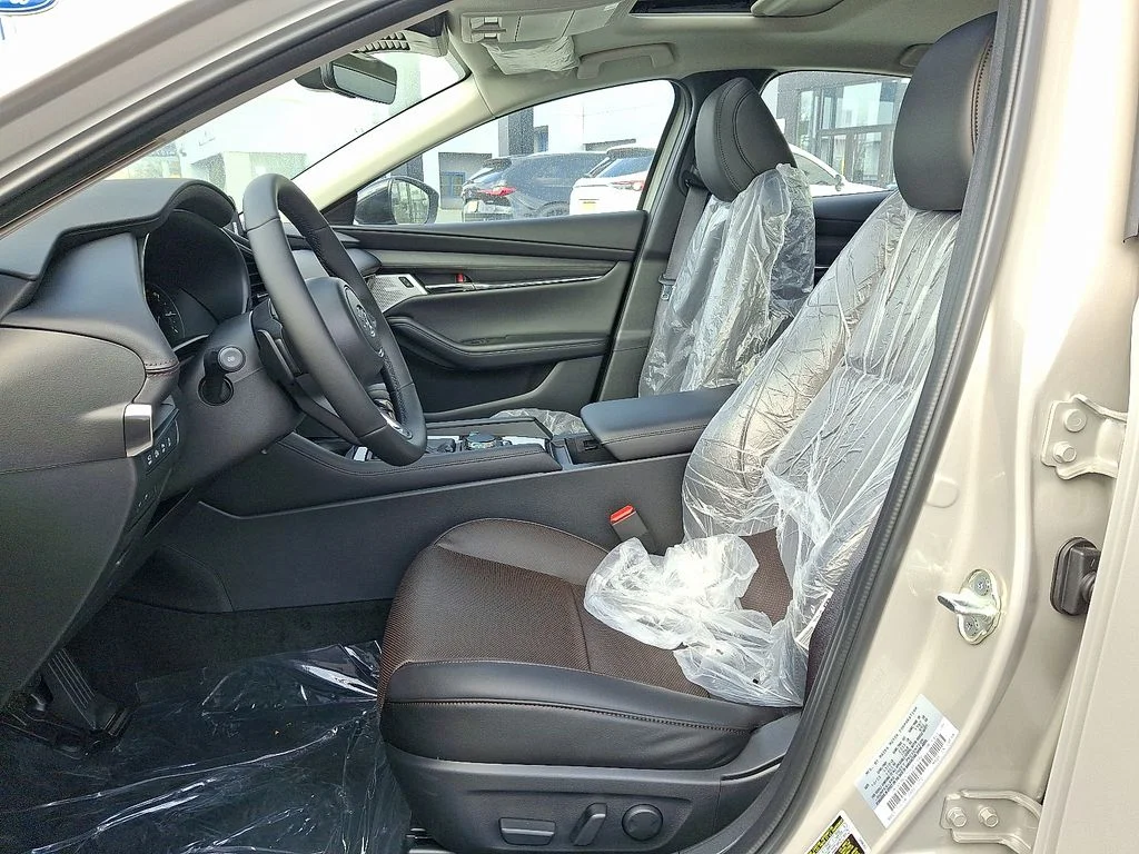 2026 Mazda Mazda3 Turbo Premium Plus - Photo 9