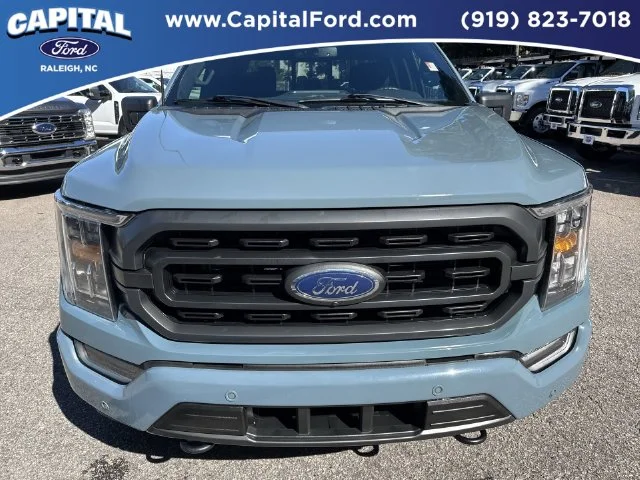 Used 2023 Blue Ford XLT image 10