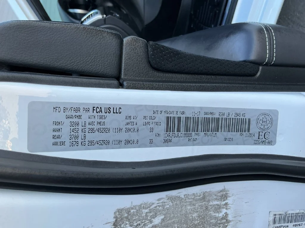 Used 2018 White Jeep SRT image 31
