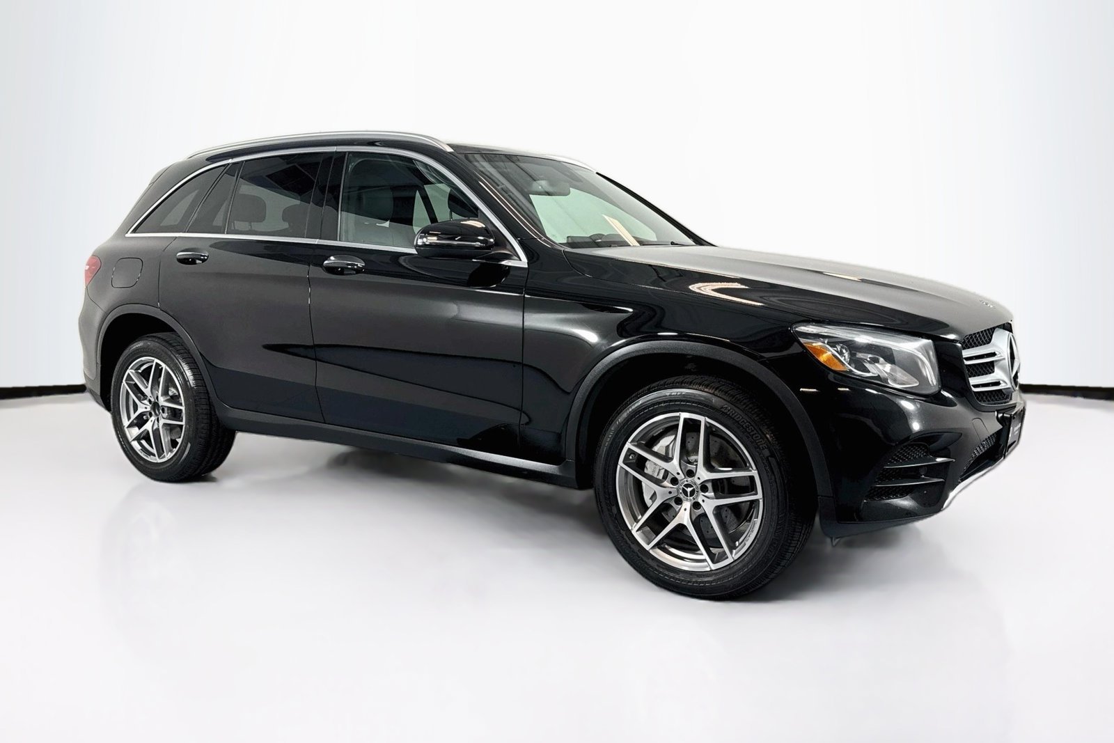 Used 2019 Black Mercedes-Benz GLC 300 image 3